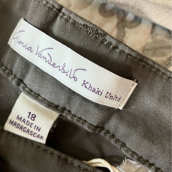 Gloria Vanderbilt Khaki Straight Leg Toasted Brown Size 18 - Picture 3 of 4